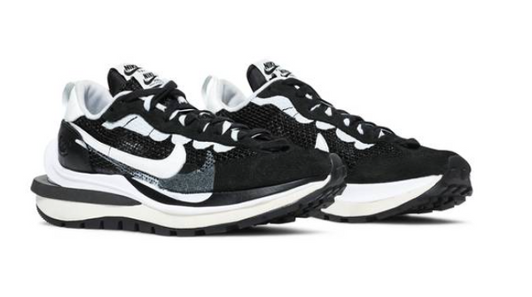 Nike VaporWaffle  x Sacai 'Black White'