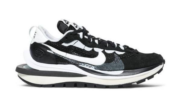 Nike VaporWaffle  x Sacai 'Black White'